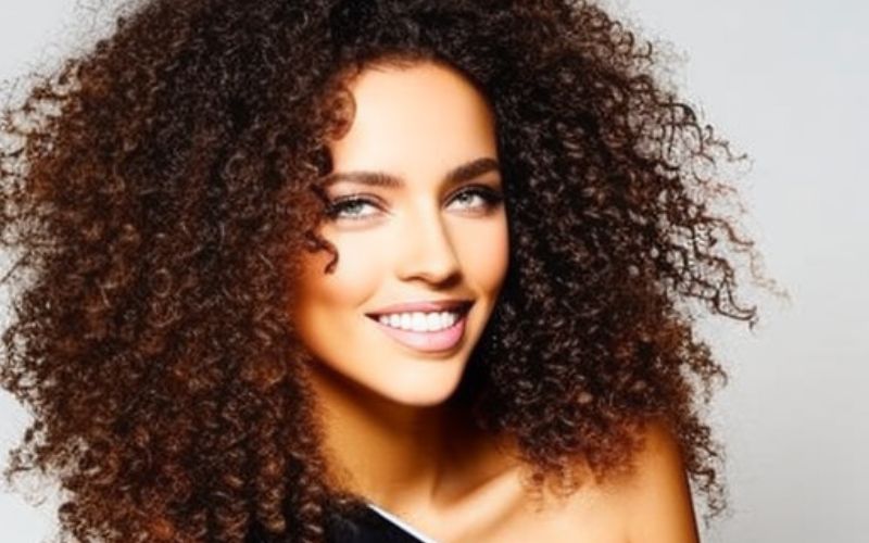 How Can I Hydrate My Frizzy Hair?